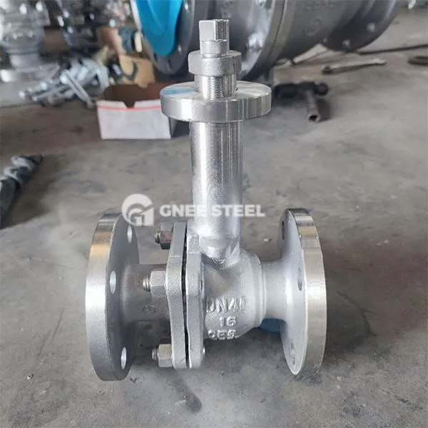 Utvidet stilkballventil