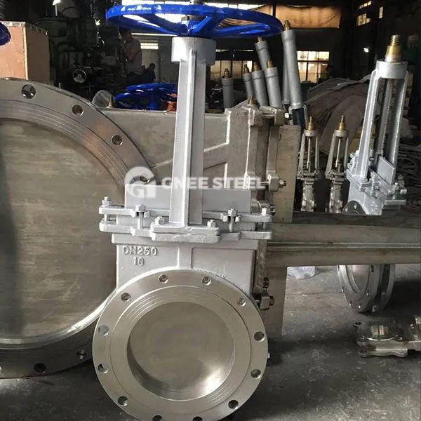 Spenstig knivportventil